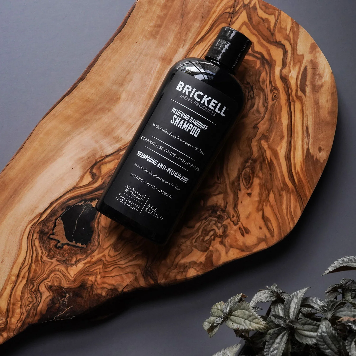 relieving-dandruff-shampoo-for-men-3.webp